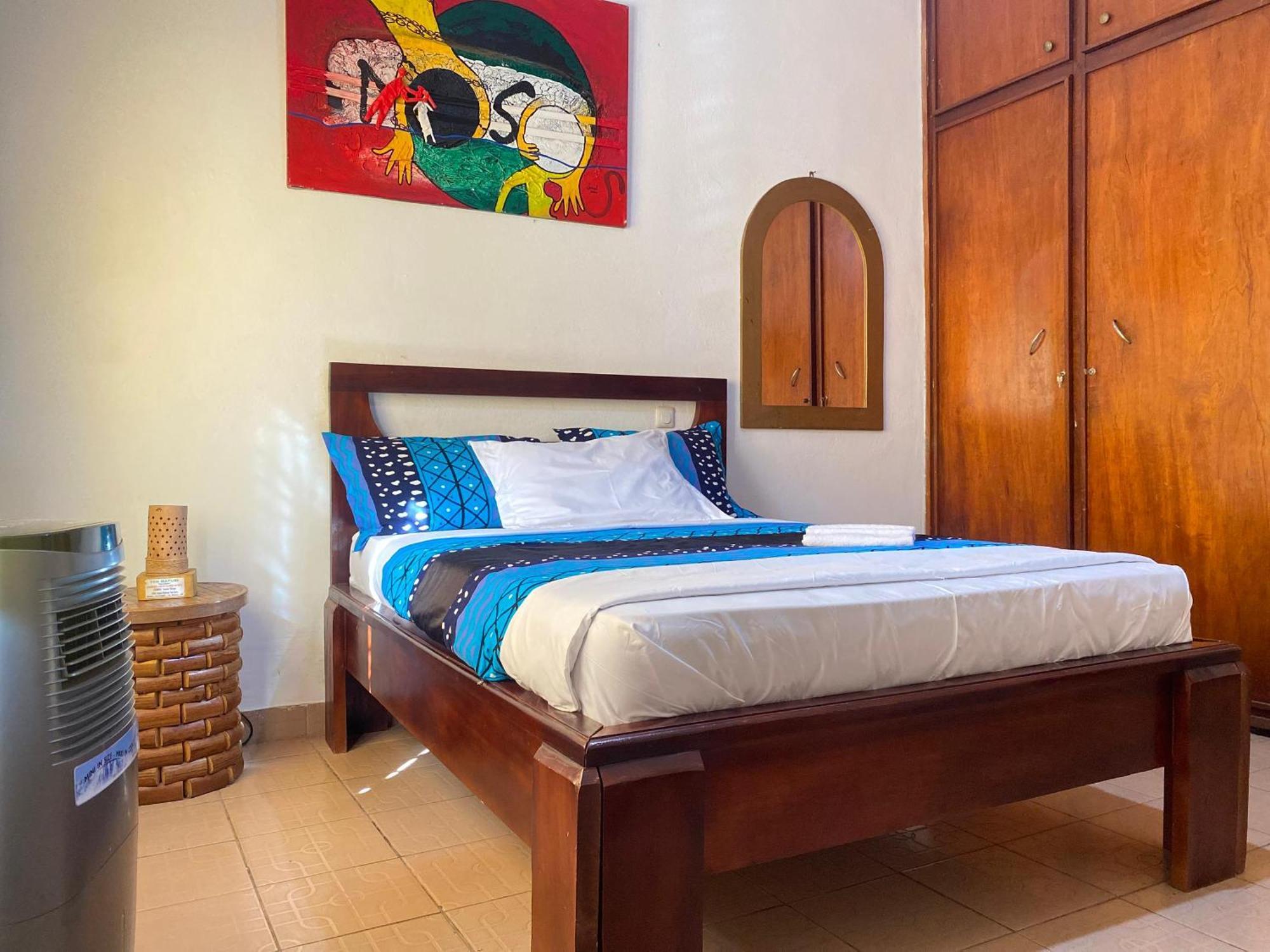 Fiiaa Hotel Yaoundé Buitenkant foto