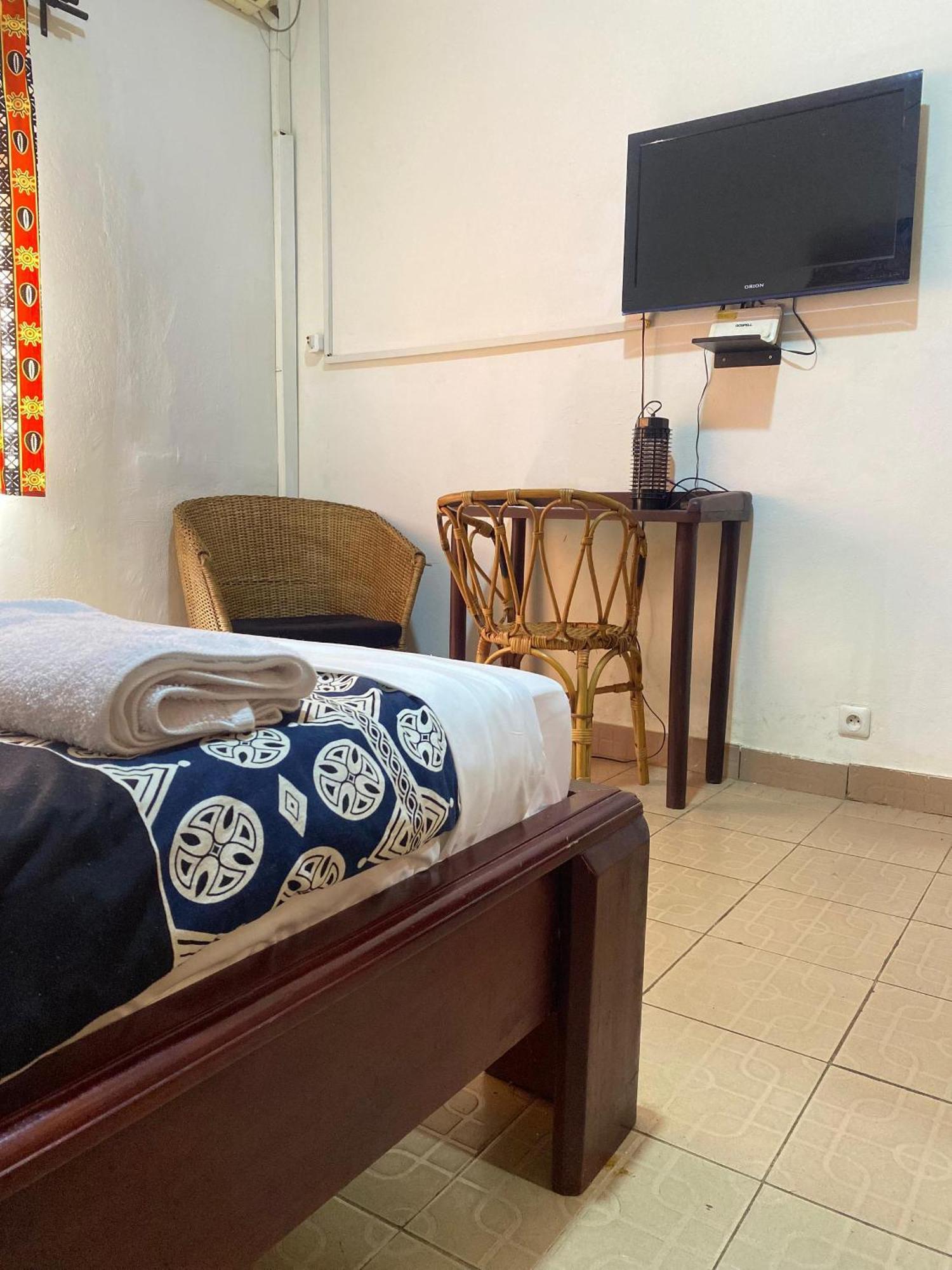 Fiiaa Hotel Yaoundé Buitenkant foto