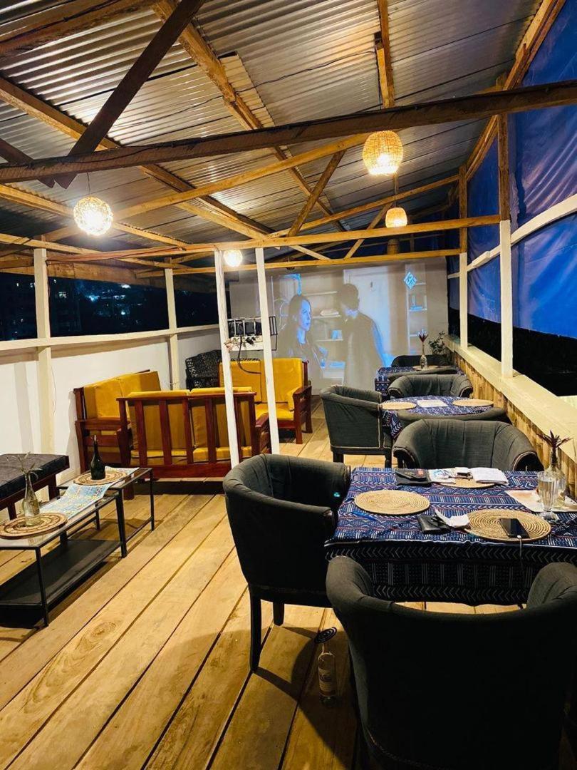 Fiiaa Hotel Yaoundé Buitenkant foto